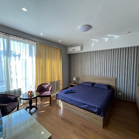 Apartment In Yerevan City Center Republic Square Self Check-In Exterior photo
